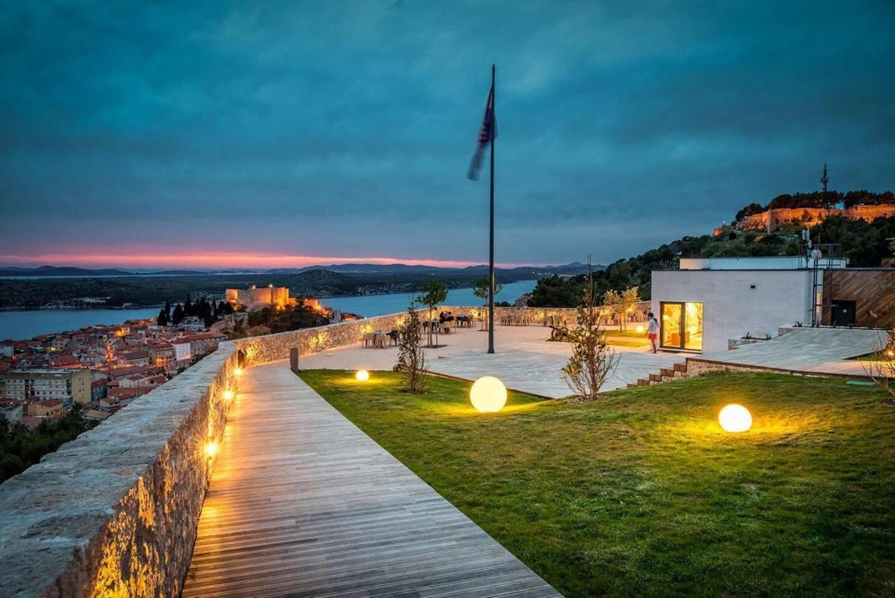 Urban Lights Hideaway - City Center Šibenik Exteriör bild