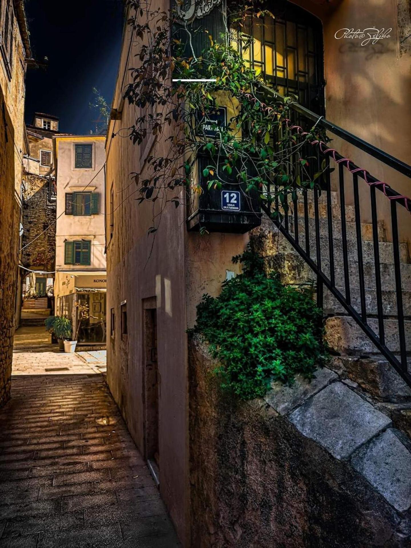 Urban Lights Hideaway - City Center Šibenik Exteriör bild