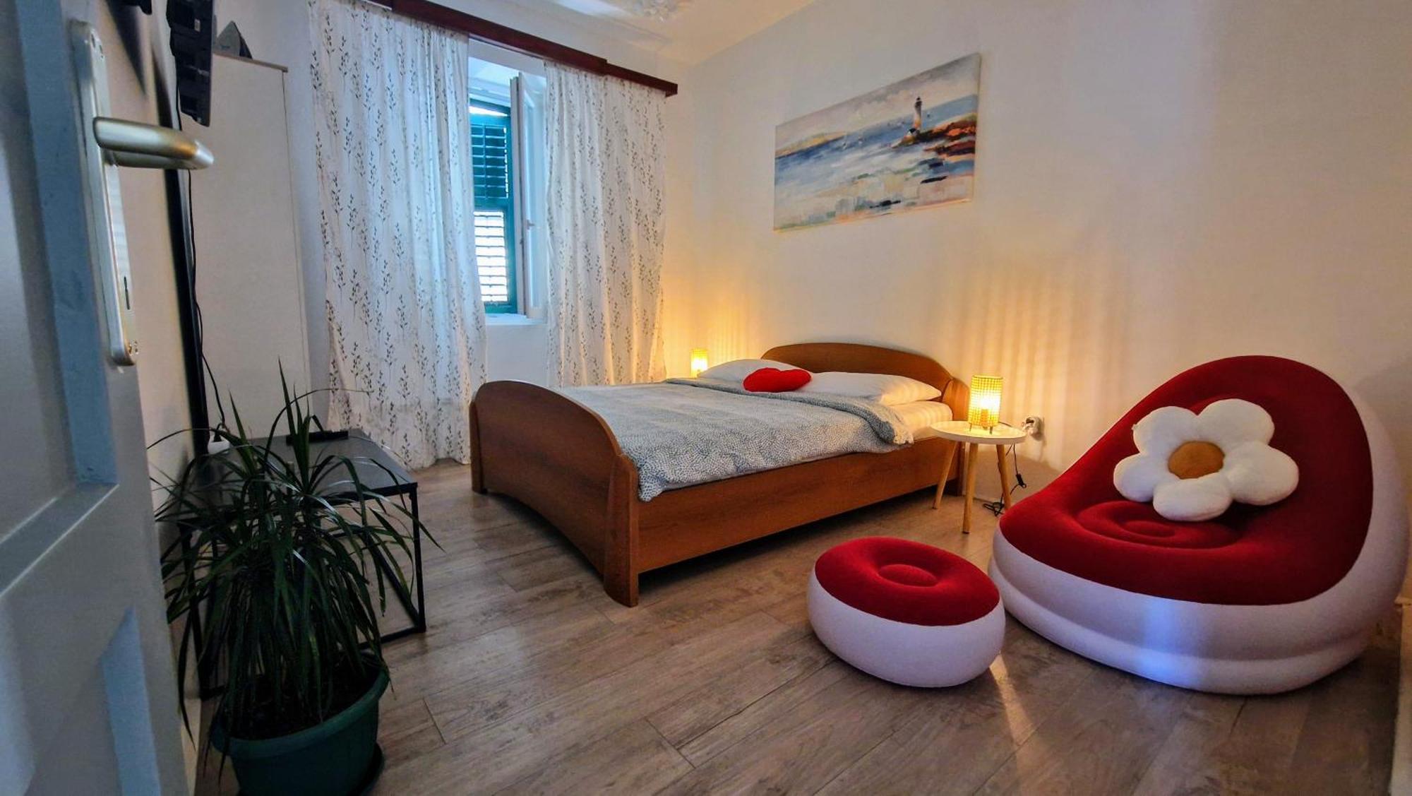 Urban Lights Hideaway - City Center Šibenik Exteriör bild